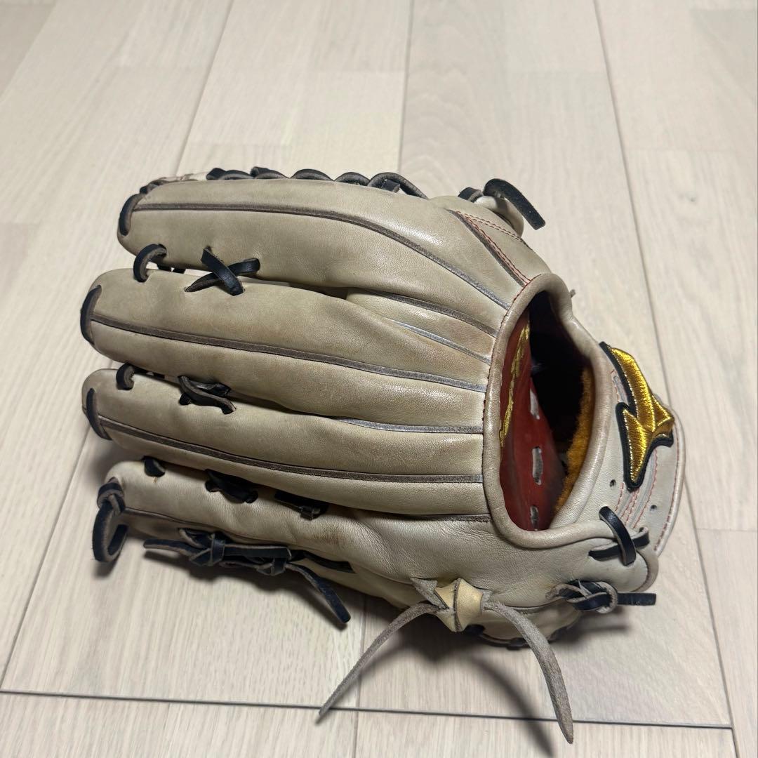 ミズノプロ軟式外野用グラブ