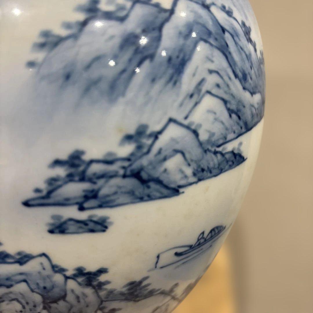 青白色 陶器 花瓶 山水画風 木箱付き