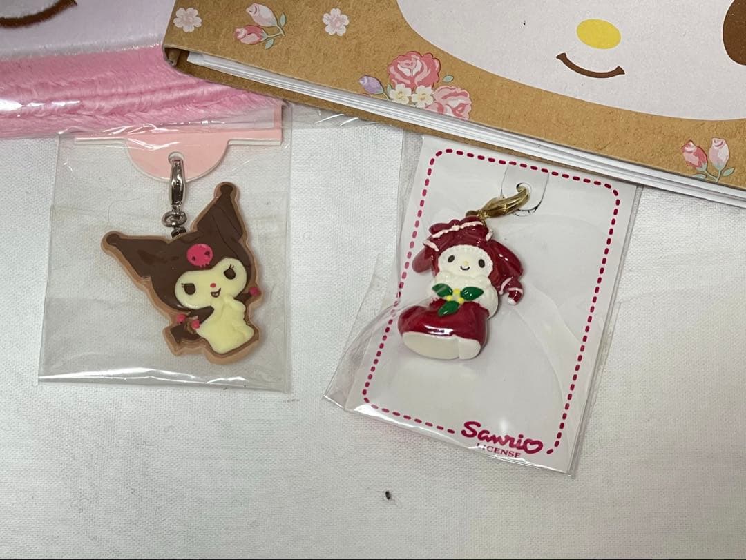 匿名配送/希少 マイメロディ＋クロミ&フレンズグッズ12点セット　チャーム当時物