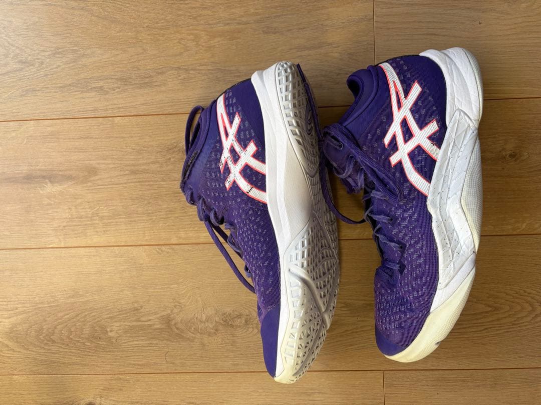 ASICS アンプレアルスmiddle cutバスケシューズ紫色 ハイカット