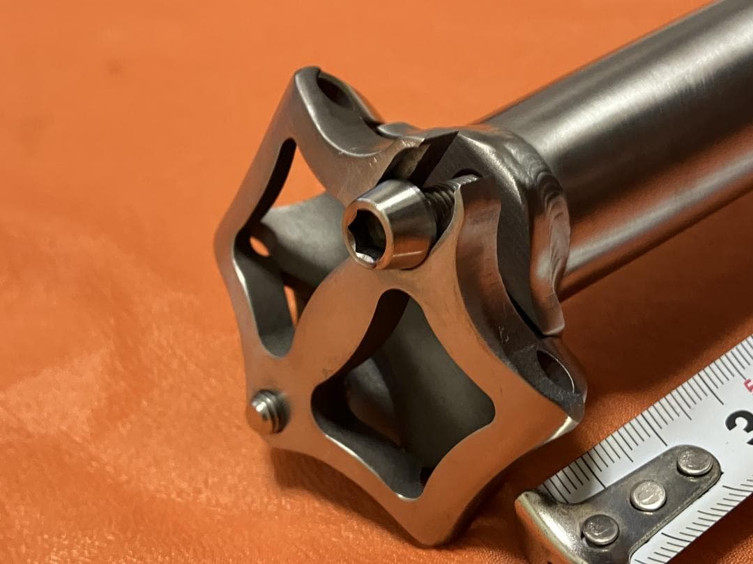 チタン合金製シートポスト 27.2mm 350mm