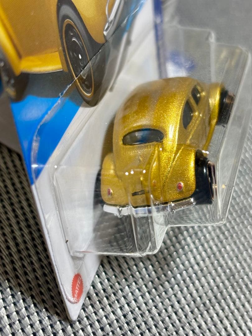 ホットウィール トランスフォーマー バンブルビー (2nd) & オプティマス