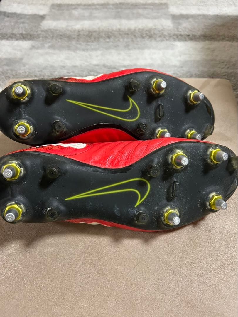 Nike ティエンポ　SG