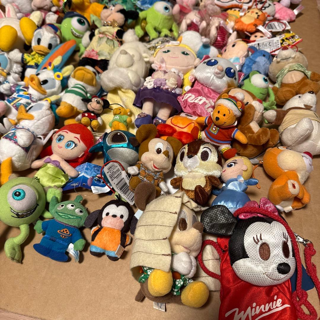 ディズニー　サンリオなど　キャラクター　マスコット　ぬいぐるみ　まとめ売り
