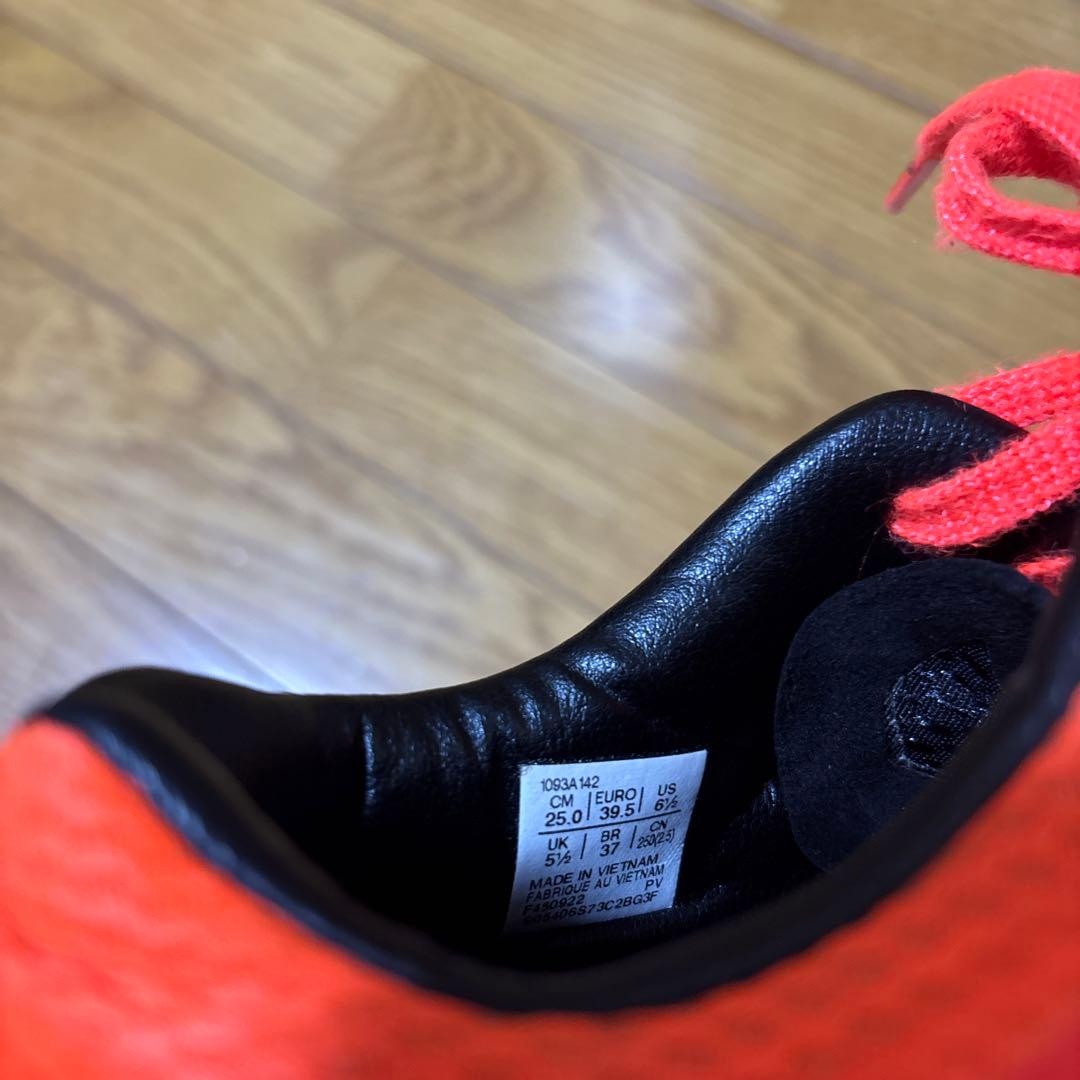 ASICS スローイングシューズ