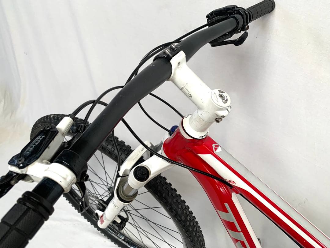 送料無料 トレック TREK オイルブレーキ MTB 30速 29インチ