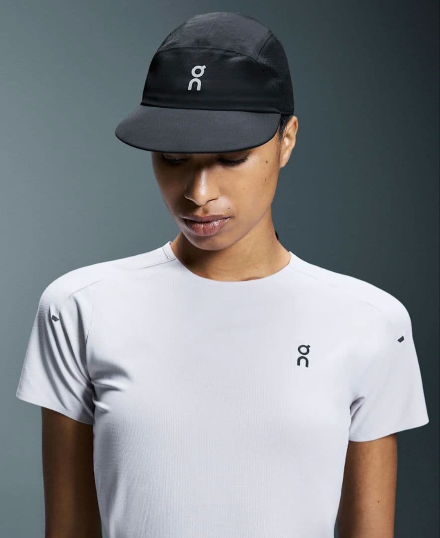 ウォーキング・ランニングウェア On Performance Cap (BLACK) UNISEX