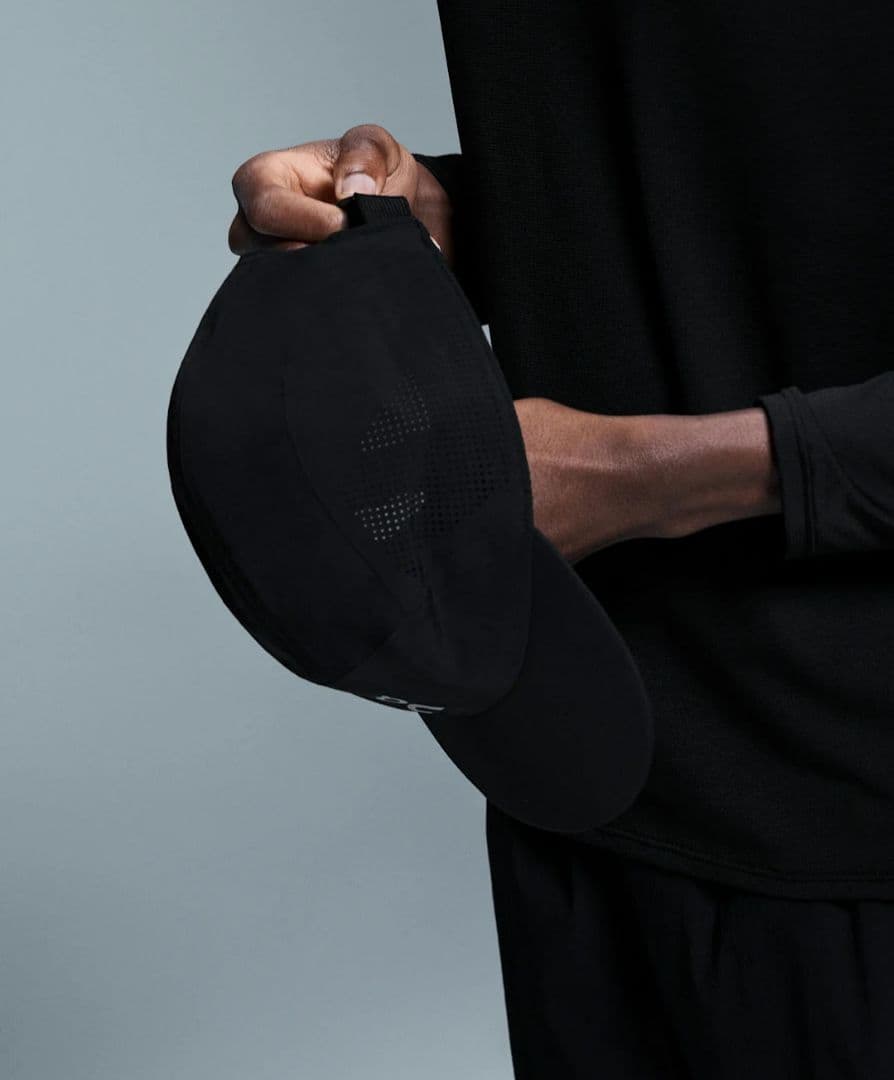ウォーキング・ランニングウェア On Performance Cap (BLACK) UNISEX