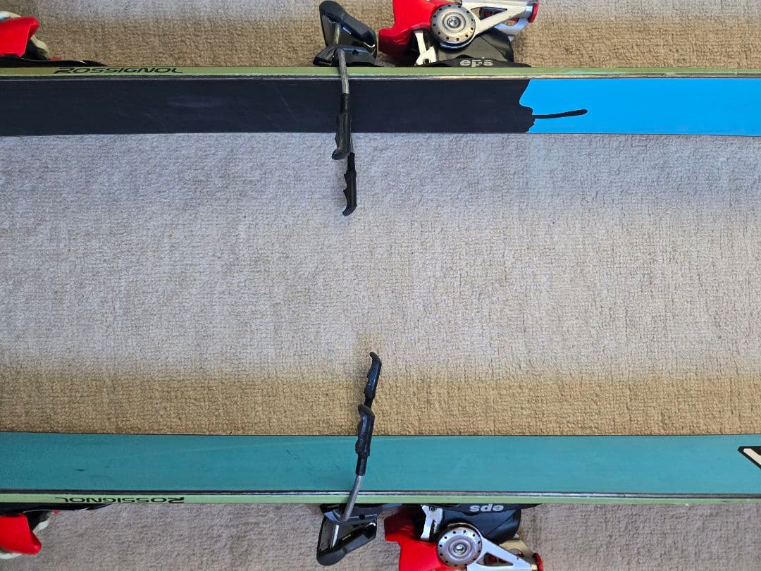 ROSSIGNOL スキー