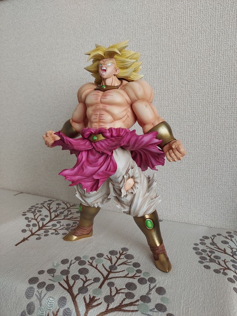 ドラゴンボール フィギュア リペイント 一番くじ ブロリー 超サイヤ人