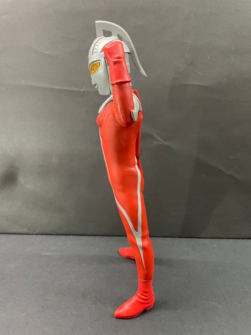 エクスプラス　ウルトラセブン　登場ポーズ　ウルトラマン大怪獣シリーズ