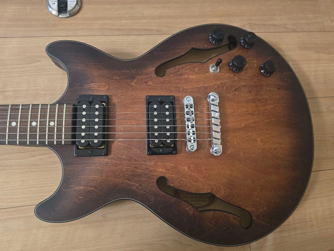 Ibanez AM73B-TF セミアコースティックギター