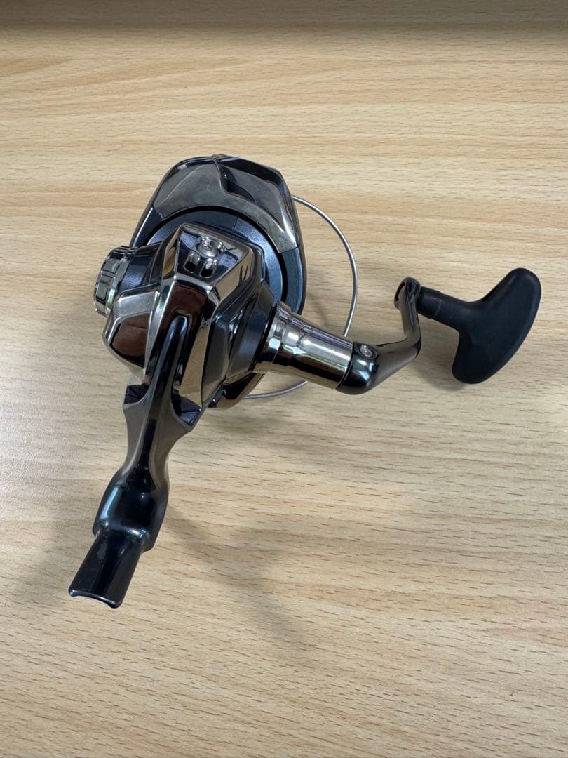 【使用回数1回】SHIMANO シマノリール　21アルテグラ4000【美品】