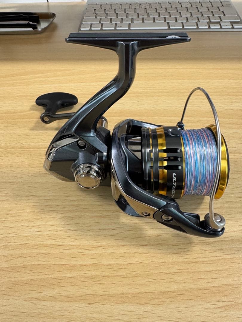 【使用回数1回】SHIMANO シマノリール　21アルテグラ4000【美品】