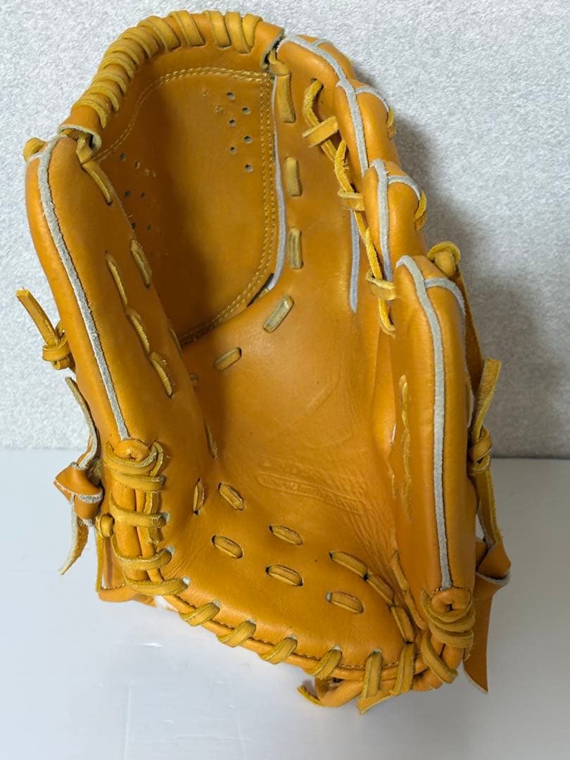 リンドスポーツ硬式右投げ投手用グラブ　美品
