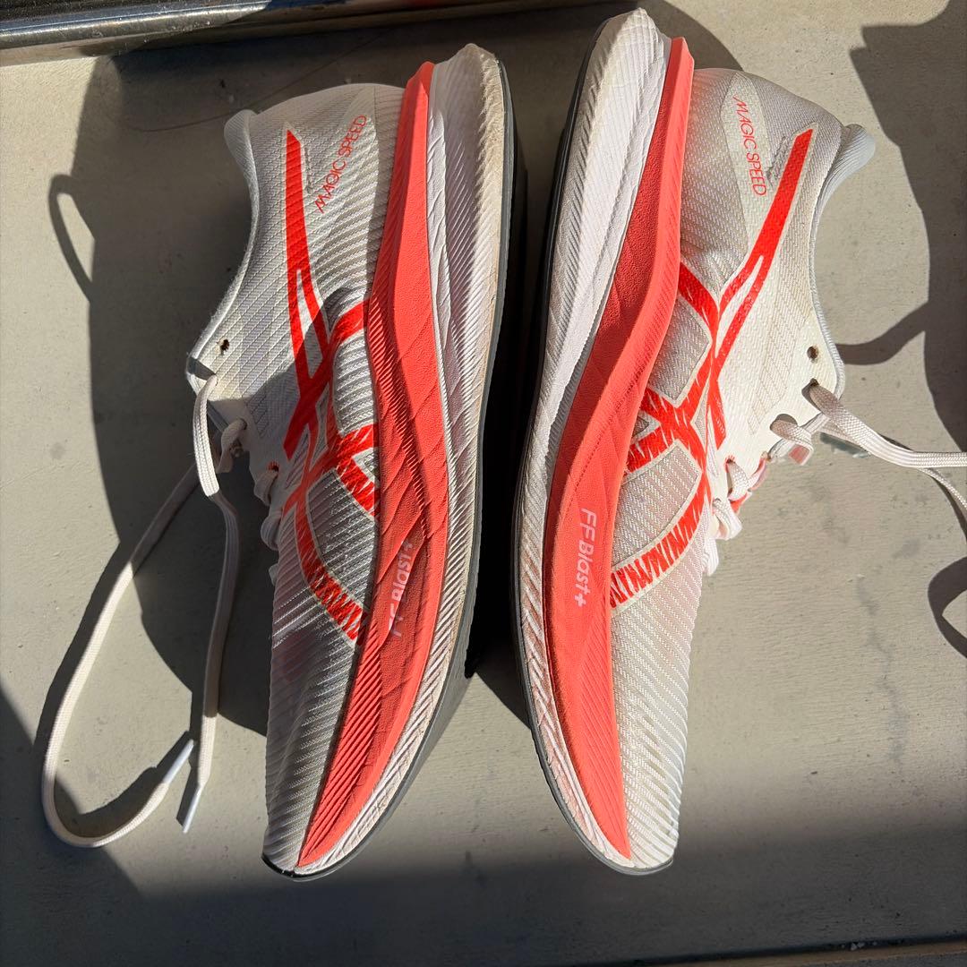 ASICS マジックスピード3