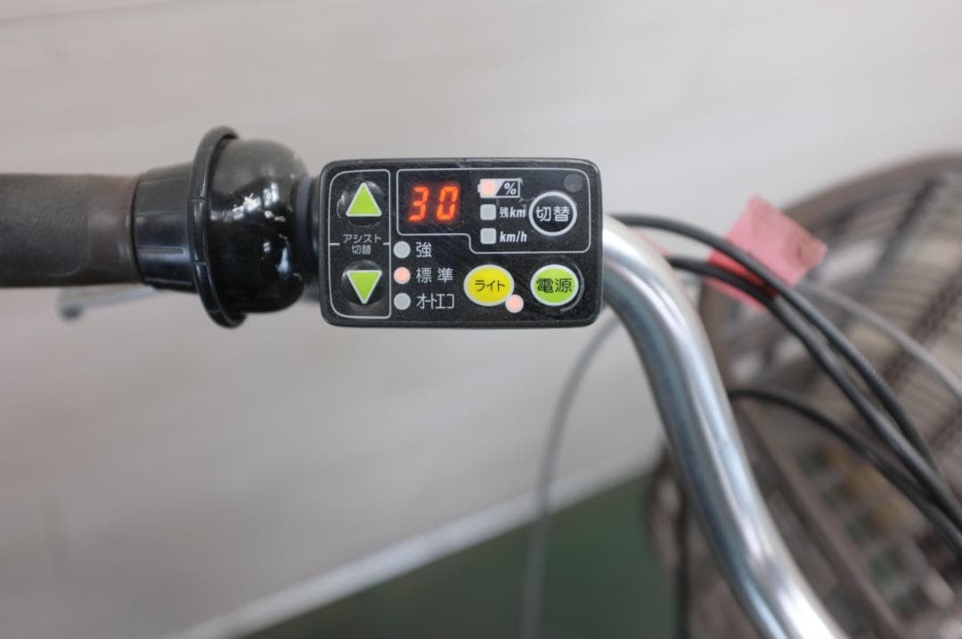 葉月 )ブリヂストン製　26インチ　3段　8.7Ah 充電器無し