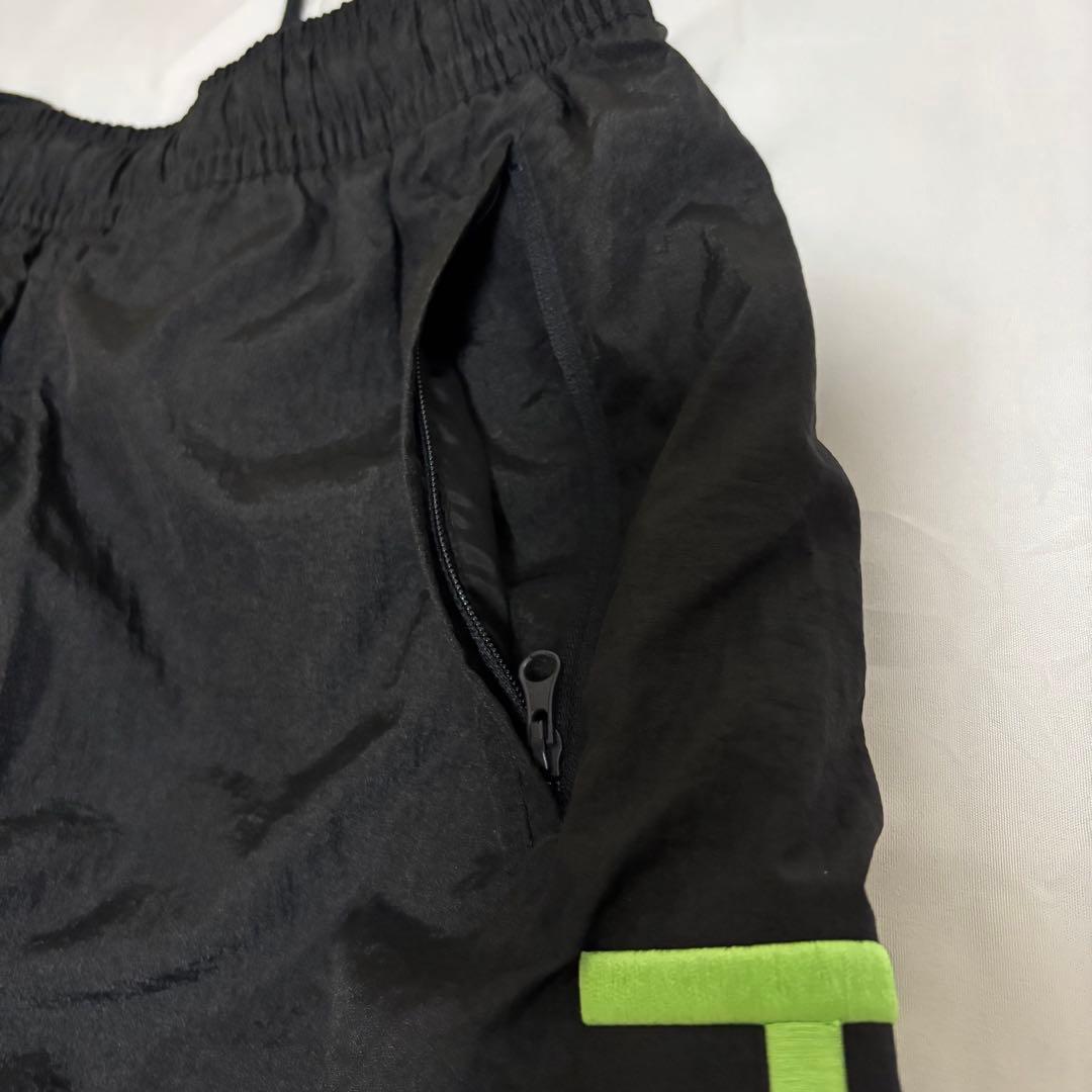 NIKE ナイキ　ウインドブレーカーパンツ　ナイロンパンツ