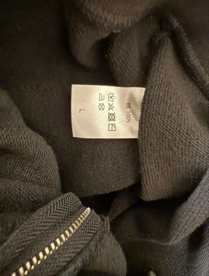 TREASURE PULSE ON ジップアップ フーディー（BLACK） L