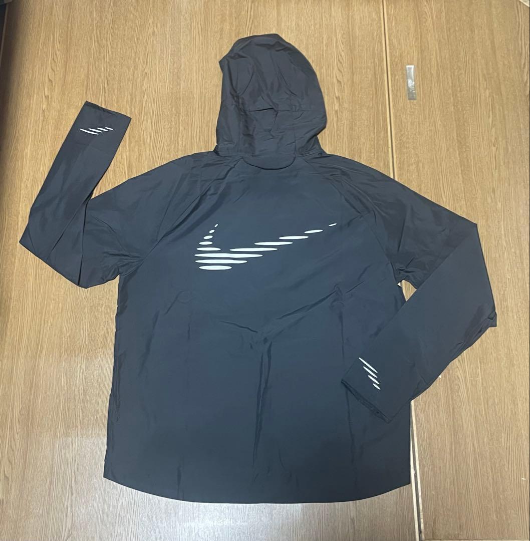 NIKE ランニングジャケット　ウィンドランナー　フルジップ　黒　Mサイズ新品