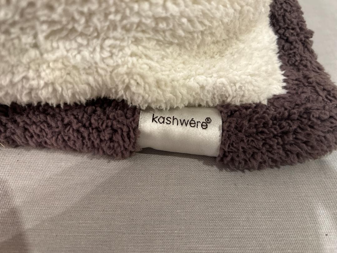 kashwere / カシウェア｜LAUGH & JOY クッション｜40cm