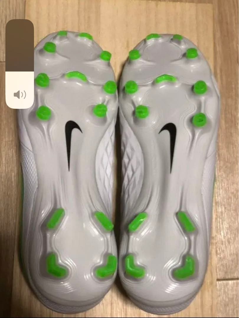 NIKE ティエンポ8