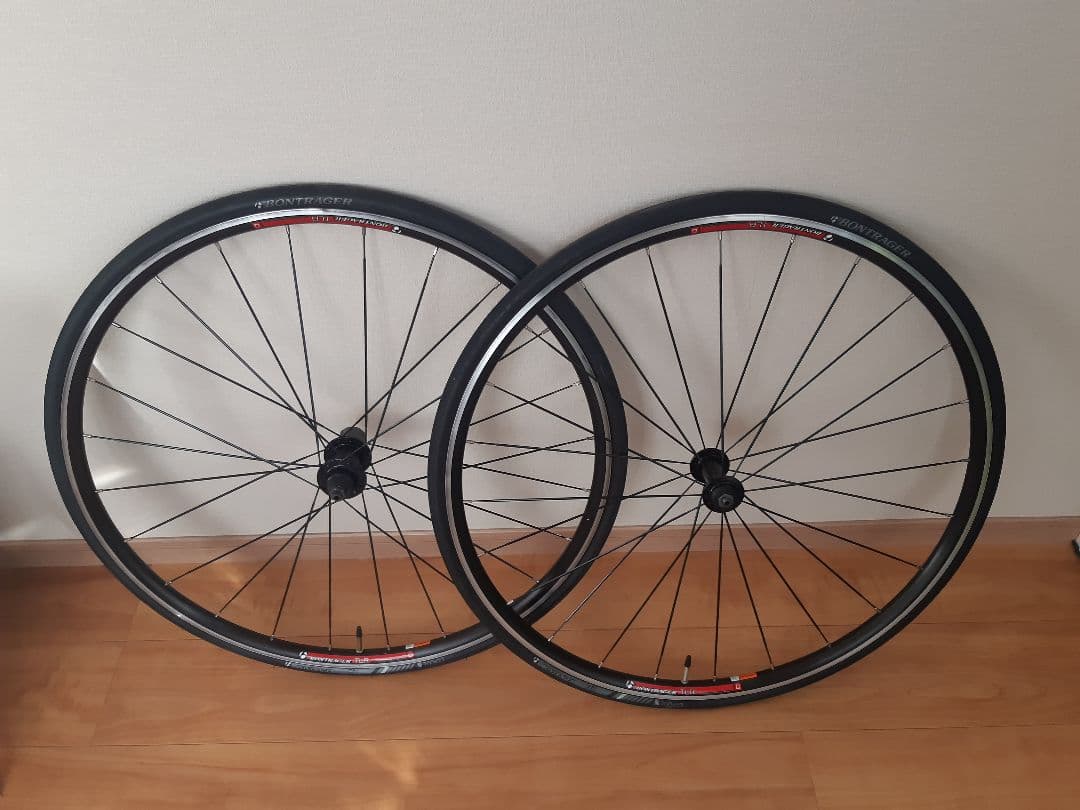 BONTRAGER TLR 2本セット 東京都東村山市、引取限定品。