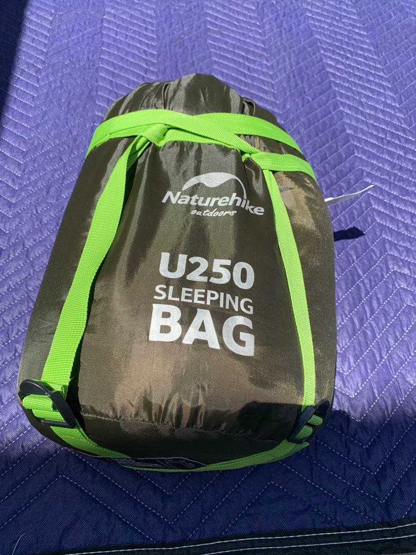 【良品•美品】Naturehike U250 寝袋 グリーン/ブラック