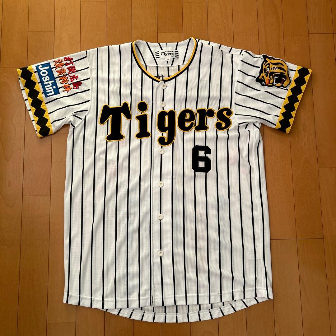 阪神タイガース金本選手　輝流復刻レプリカユニフォーム刺繍入り（美品）