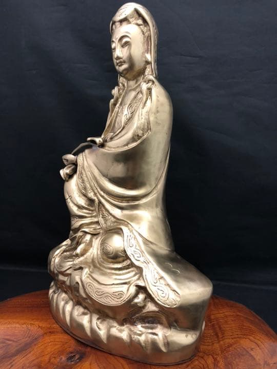 観音 菩薩 銅製 仏像 台付　彫刻 置物 開運 風水 骨董 古美術 アンティーク
