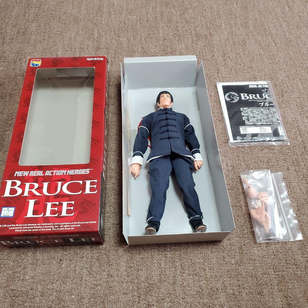 ブルース・リー フィギュア NEW REAL ACTION HEROES