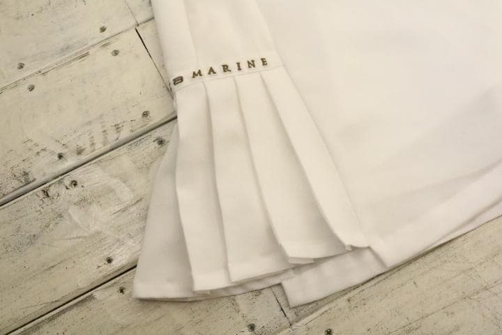 【新品タグ付】☆muta　ムータ：ゴルフウェア　プリーツスカート　ホワイト２