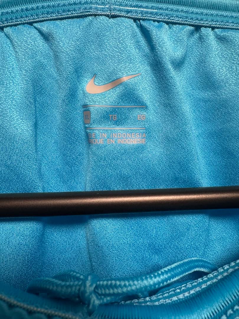 浦和レッズNike ハーフパンツ Lサイズ DHLロゴ(正規品)
