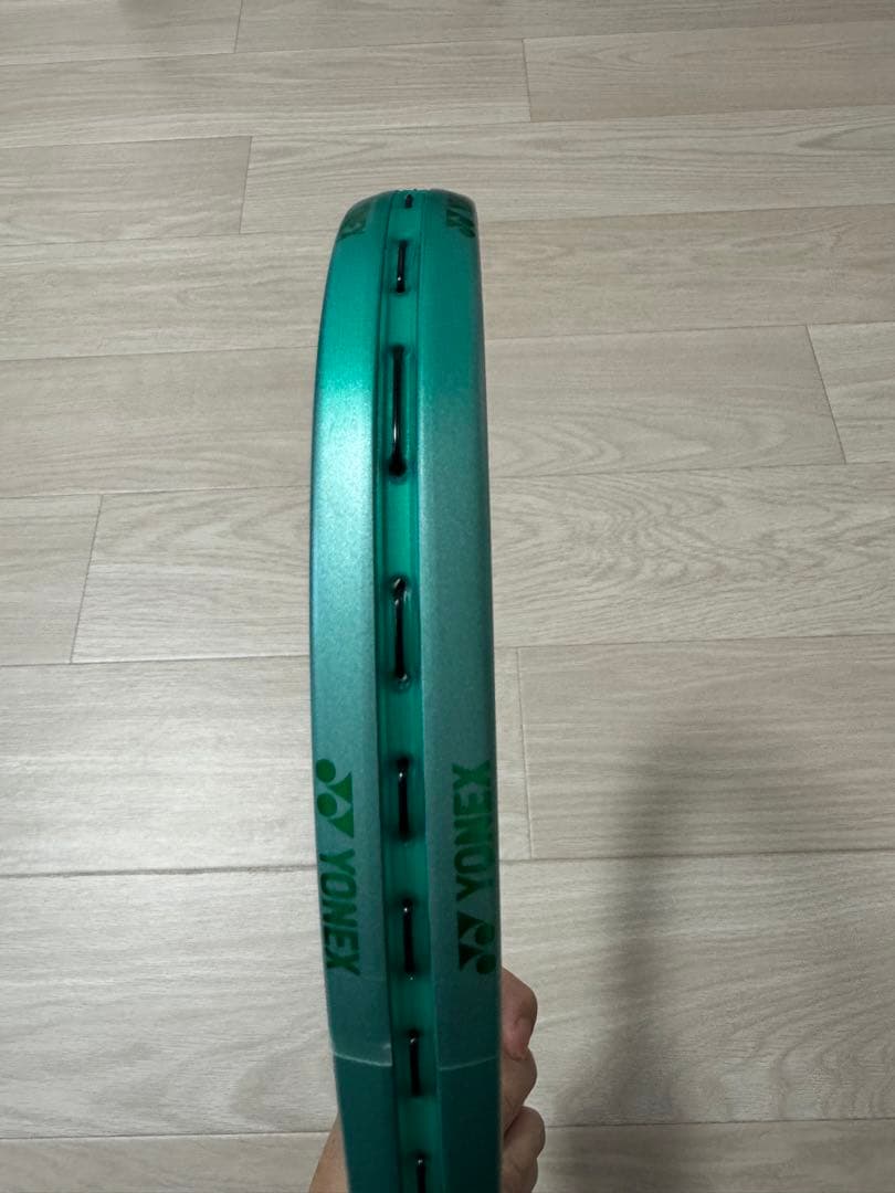 ソフトテニスラケット　ボルトレイジ7V