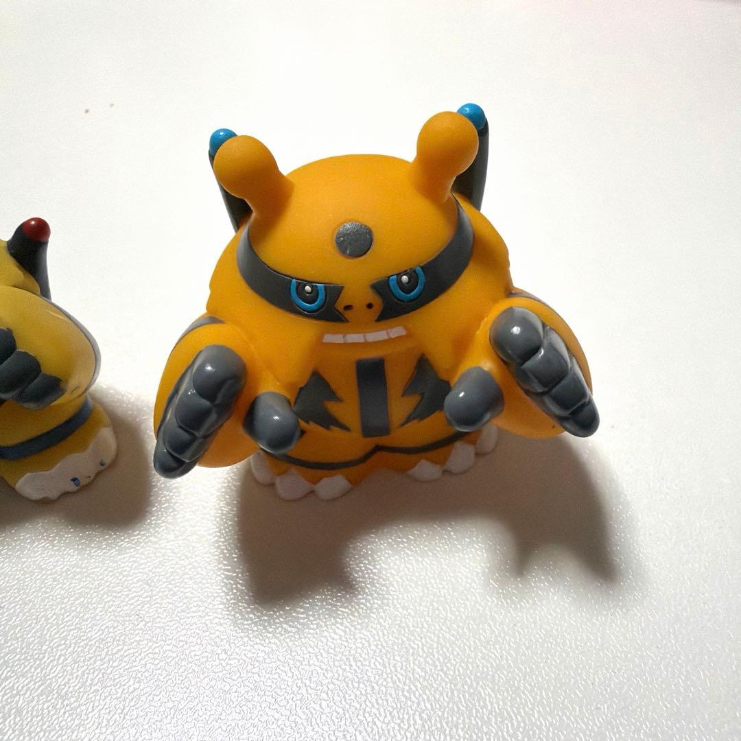 ポケモンキッズ　エレキブル　色違い　指人形