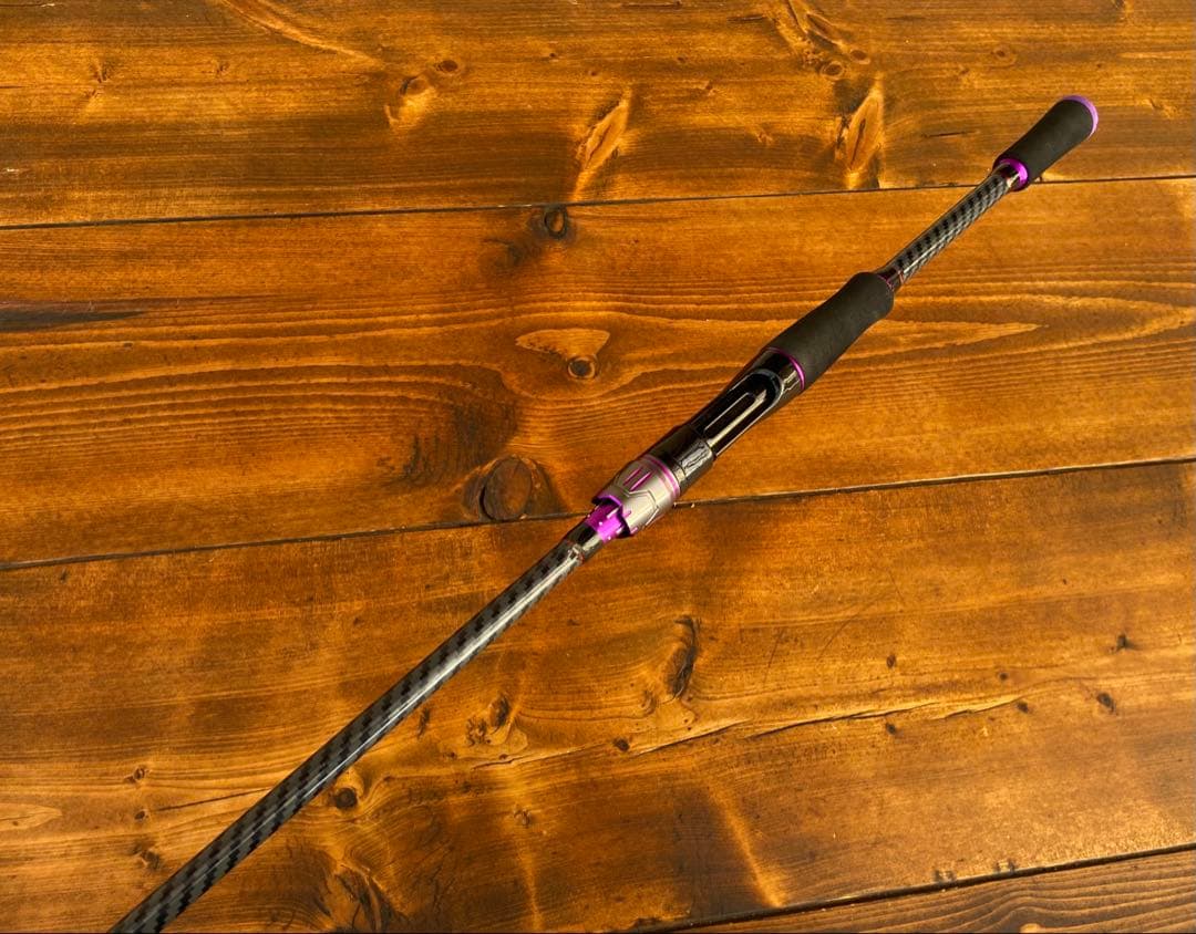 2ピースロッド　バスロッド　6ft 1.8M スピニングロッド　カーボンロッド