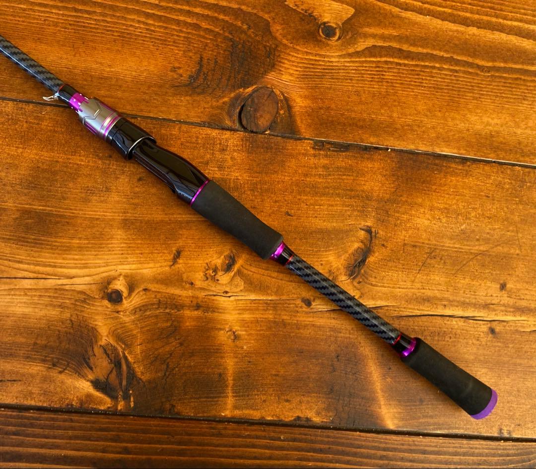 2ピースロッド　バスロッド　6ft 1.8M スピニングロッド　カーボンロッド
