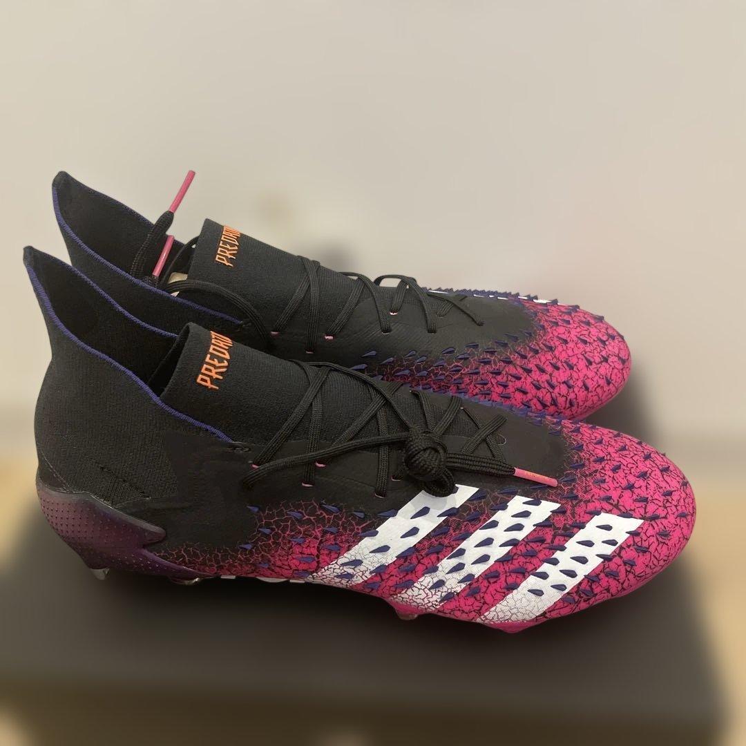 シューズ adidas PREDATOR FREAK FW7243 27cm