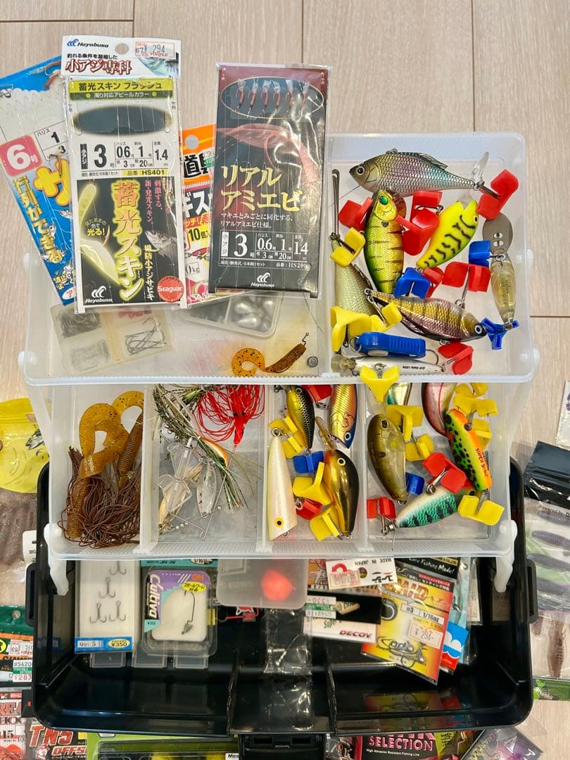 【引退品 お得！！全部まとめ売り】ルアー中心の道具BOX全てです