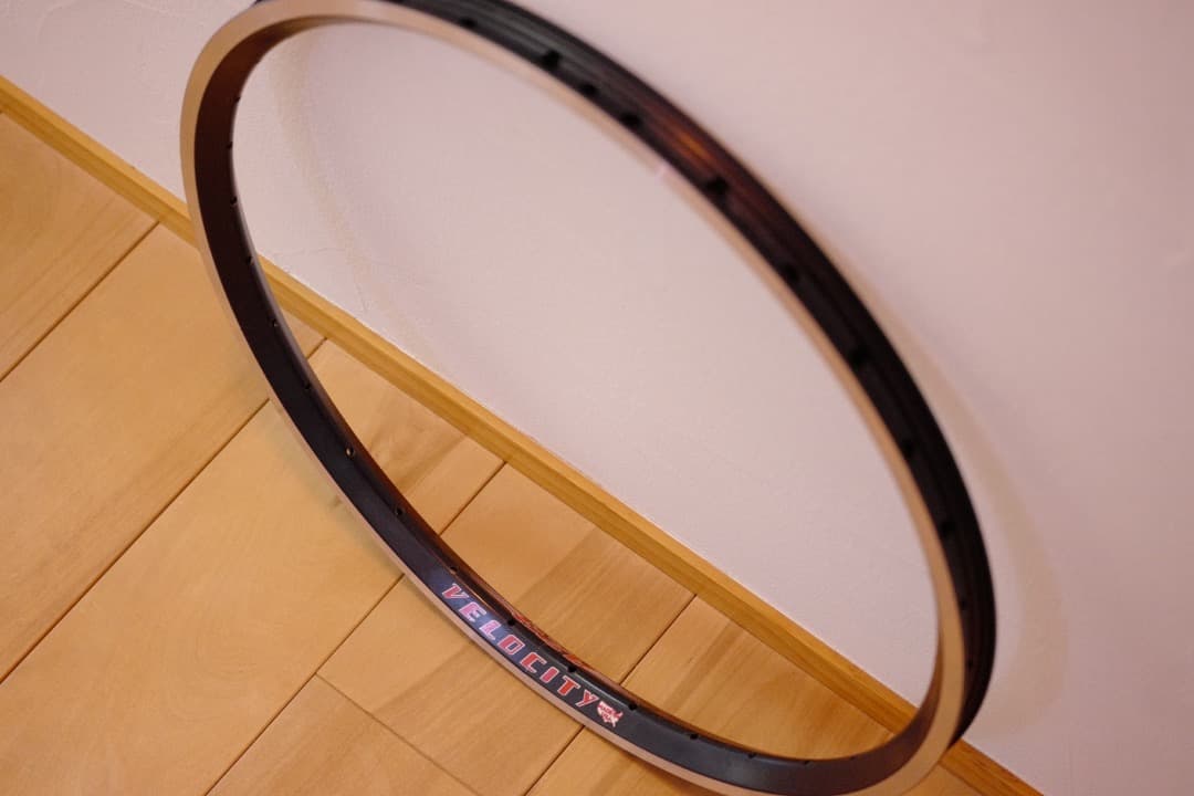 VELOCITY A23 20(406)インチリム 32H