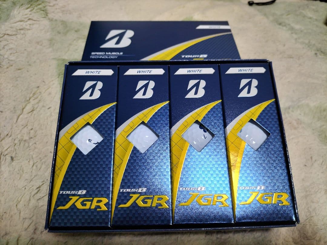 ブリヂストンTOUR B JGR 2025年 2023年モデル　2ダース