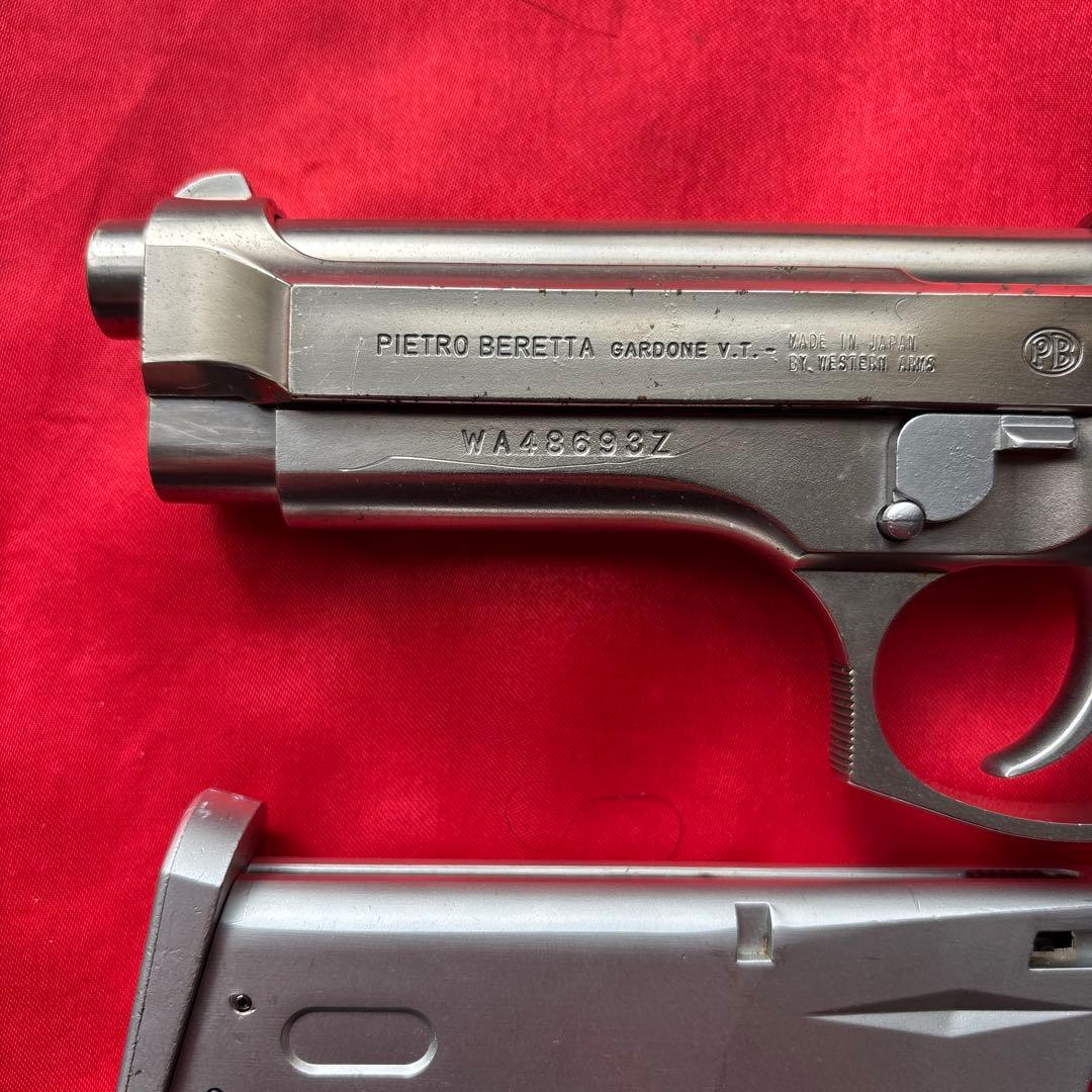 WA ベレッタM92FS INOX シルバーガスブローバックガン