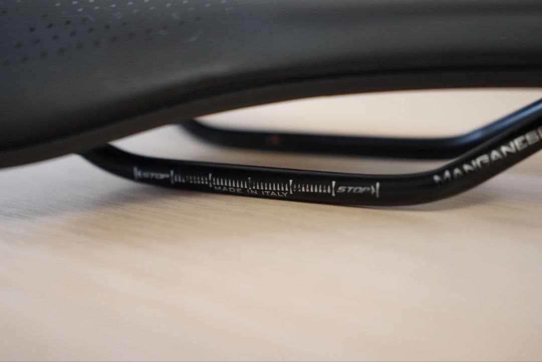 Selle Italia NOVUS BOOST EVO TM スーパーフロー
