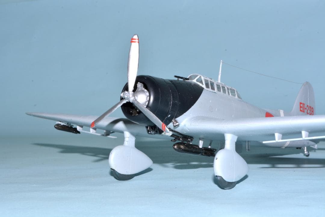 [完成品] 1/48　海軍　九九艦上爆撃機11型　『瑞鶴』搭載　真珠湾攻撃艦爆隊