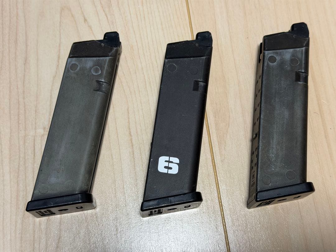 GLOCK 17 gen3 ガスガン マガジン3個付き