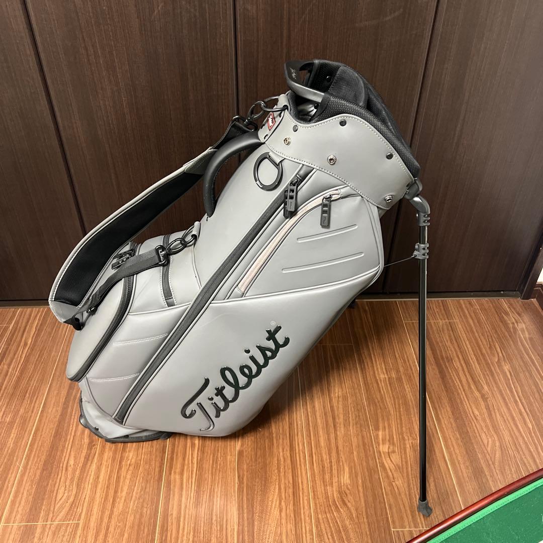 Titleist グレー キャディバッグスタンド
