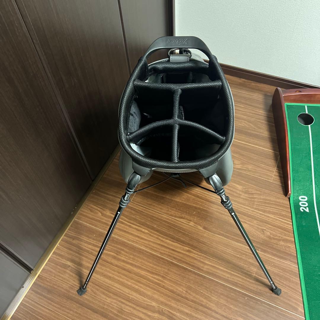 Titleist グレー キャディバッグスタンド