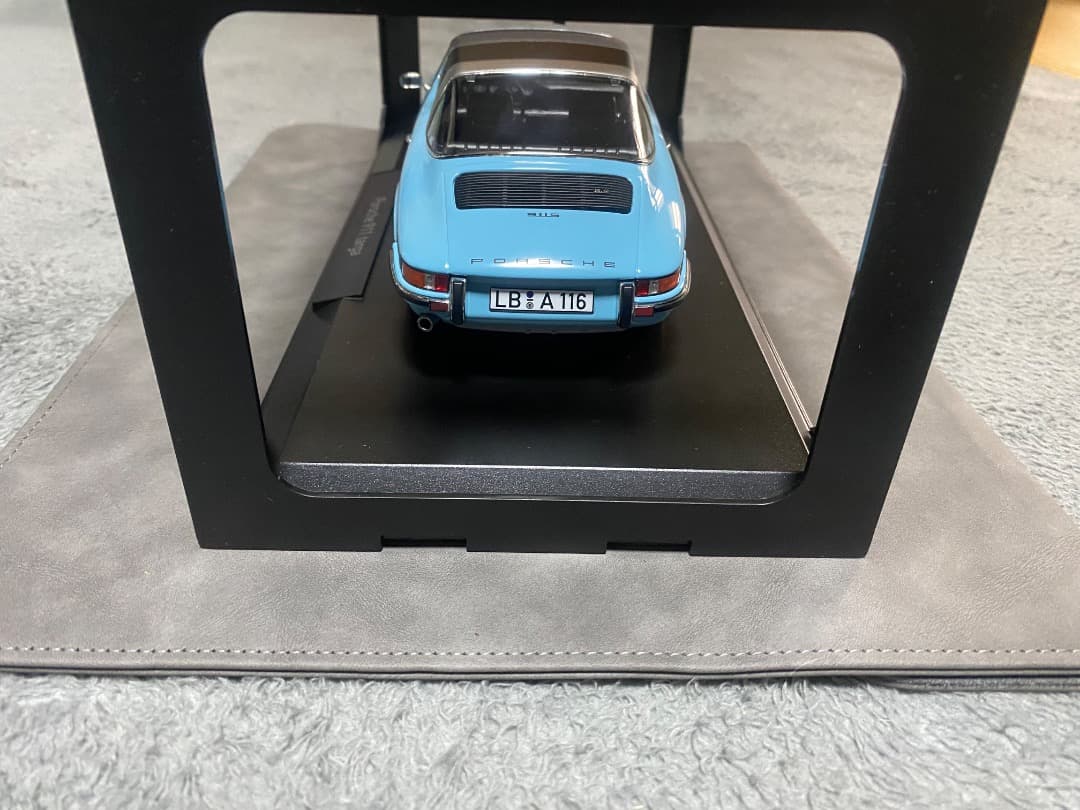 （希少品）NOREV 1/18 ポルシェ 911Sタルガ 1973 ライトブルー