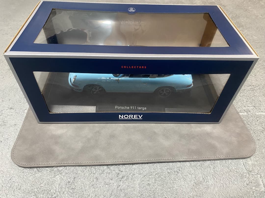 （希少品）NOREV 1/18 ポルシェ 911Sタルガ 1973 ライトブルー
