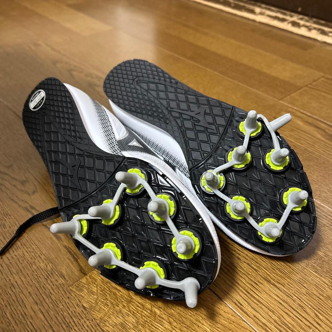 25㎝　ピン付きMizuno スパイク・シューズ ホワイト/ブラック